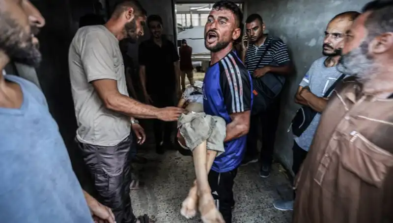 Gazze'deki Kriz: İsrail'in 24 Saatteki 90 Filistinli Katliamı