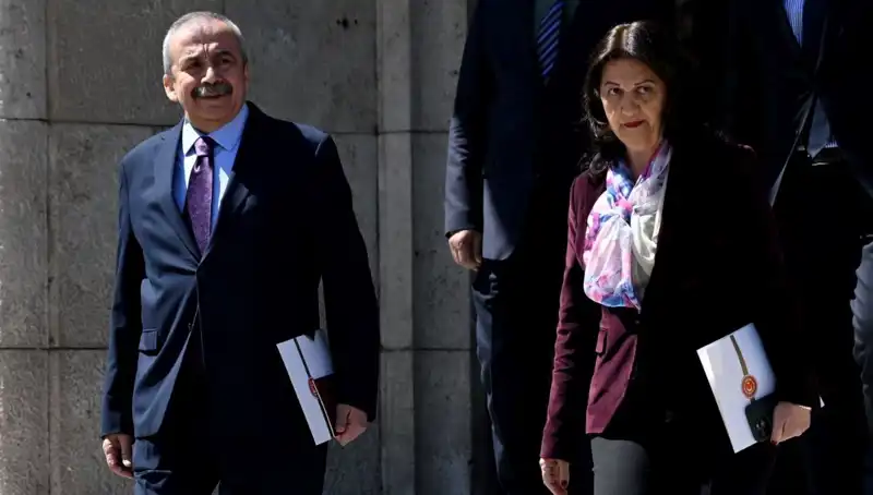 DEM Heyetinin Yeni Açıklamaları: Pervin Buldan'ın Yasal Adımlar Üzerine Vurgu