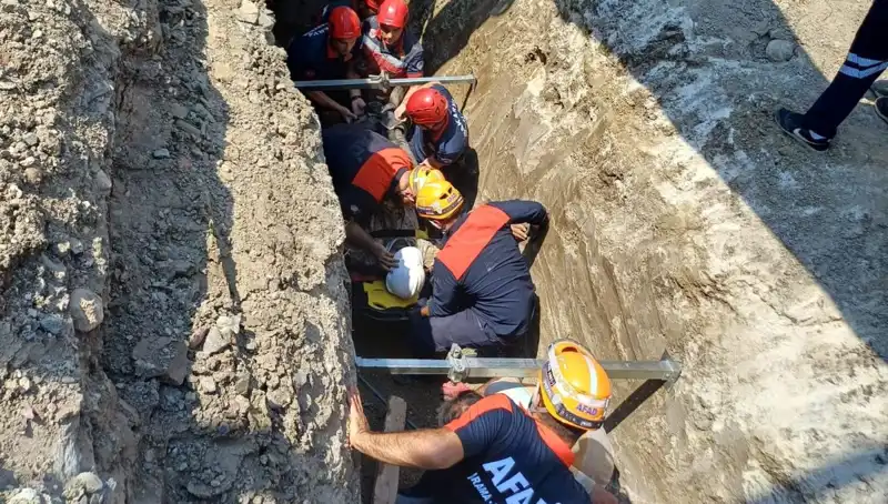 Göçük Altında Kalan İşçi İmiratıyla Hayata Döndü: Kurtarma Operasyonu Detayları