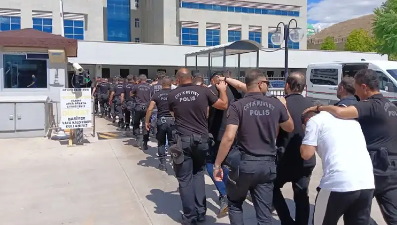 Ankara'da Haraç Çetesi Çökertildi: Tehditler ve Avukatlar Ortaya Çıktı