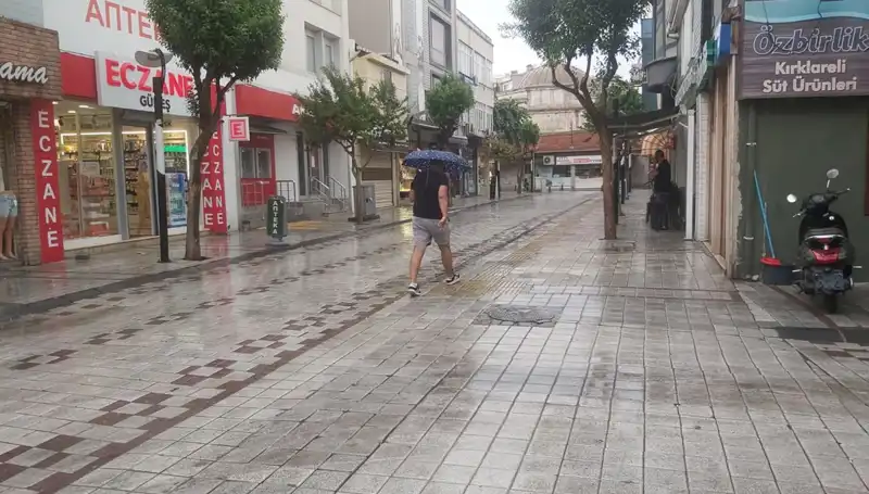 Kırklareli'de Sağanak Yağışla Gelen Doğa Dönüşümü