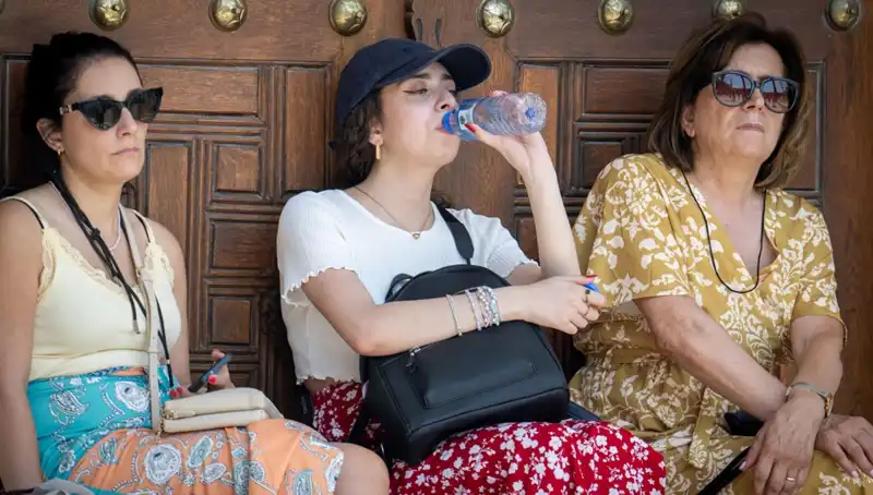 Türkiye'de Sıcaklık Rekoru: 23 İlde 40 Dereceyi Geçti