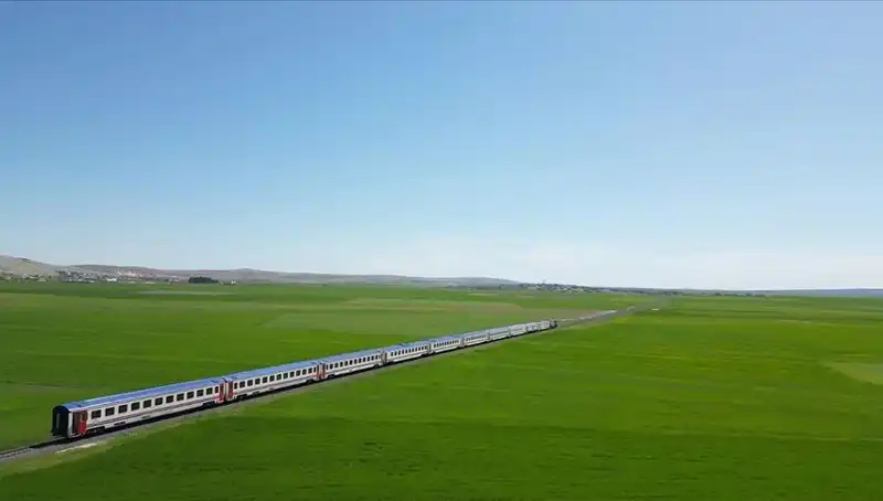 Diyarbakır Ekspresi: Malatya'da Yeni Bir Seyahat Dönemi Başlıyor!