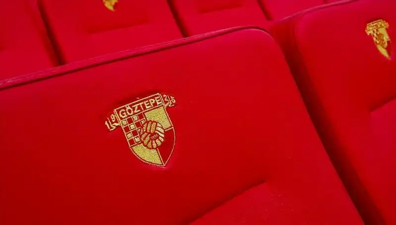 Göztepe, Junior Olaitan ile Kadrosunu Güçlendirdi!