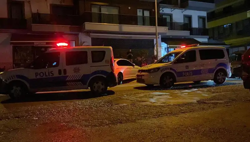 Kocaeli'de Gençler Arasında Bıçaklı Kavga: İki Yaralı! Olayın Ayrıntıları Neler?